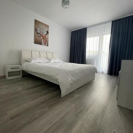 קלוז'-נאפוקה Mil Apartments מראה חיצוני תמונה